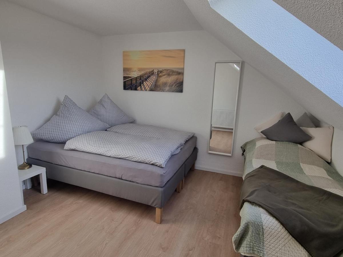 Ferienwohnungen Springer In Schoenefeld Ot Grossziethen Div Apartments Fuer Bis Zu 6 Personen Buitenkant foto