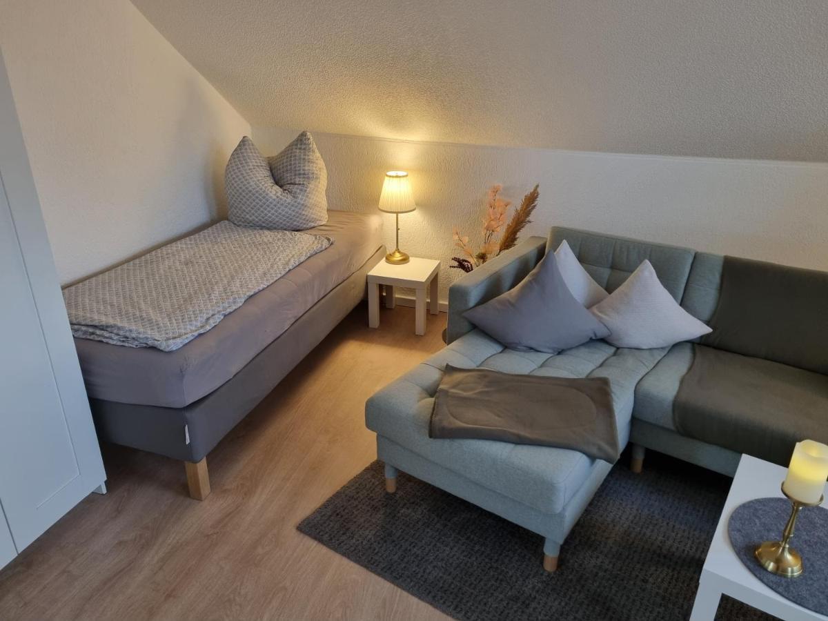 Ferienwohnungen Springer In Schoenefeld Ot Grossziethen Div Apartments Fuer Bis Zu 6 Personen Buitenkant foto