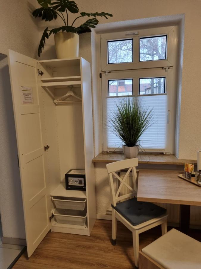 Ferienwohnungen Springer In Schoenefeld Ot Grossziethen Div Apartments Fuer Bis Zu 6 Personen Buitenkant foto