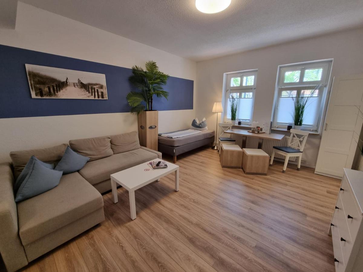 Ferienwohnungen Springer In Schoenefeld Ot Grossziethen Div Apartments Fuer Bis Zu 6 Personen Buitenkant foto