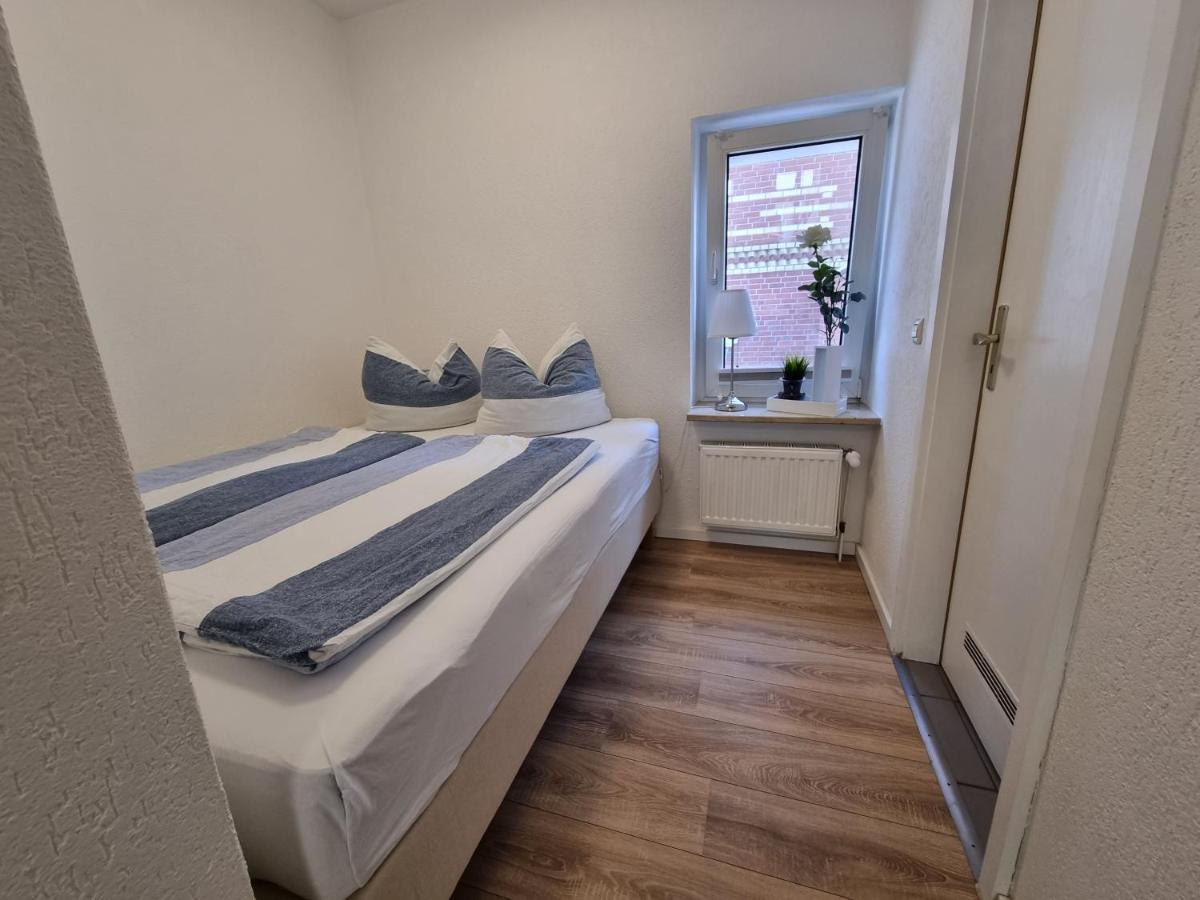 Ferienwohnungen Springer In Schoenefeld Ot Grossziethen Div Apartments Fuer Bis Zu 6 Personen Buitenkant foto